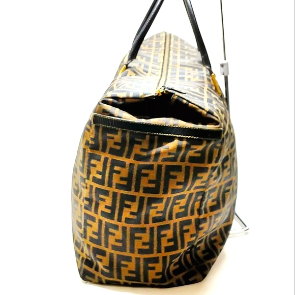 FENDI ZUCA LOGO TRAVEL BAG - Picture 2 of 8